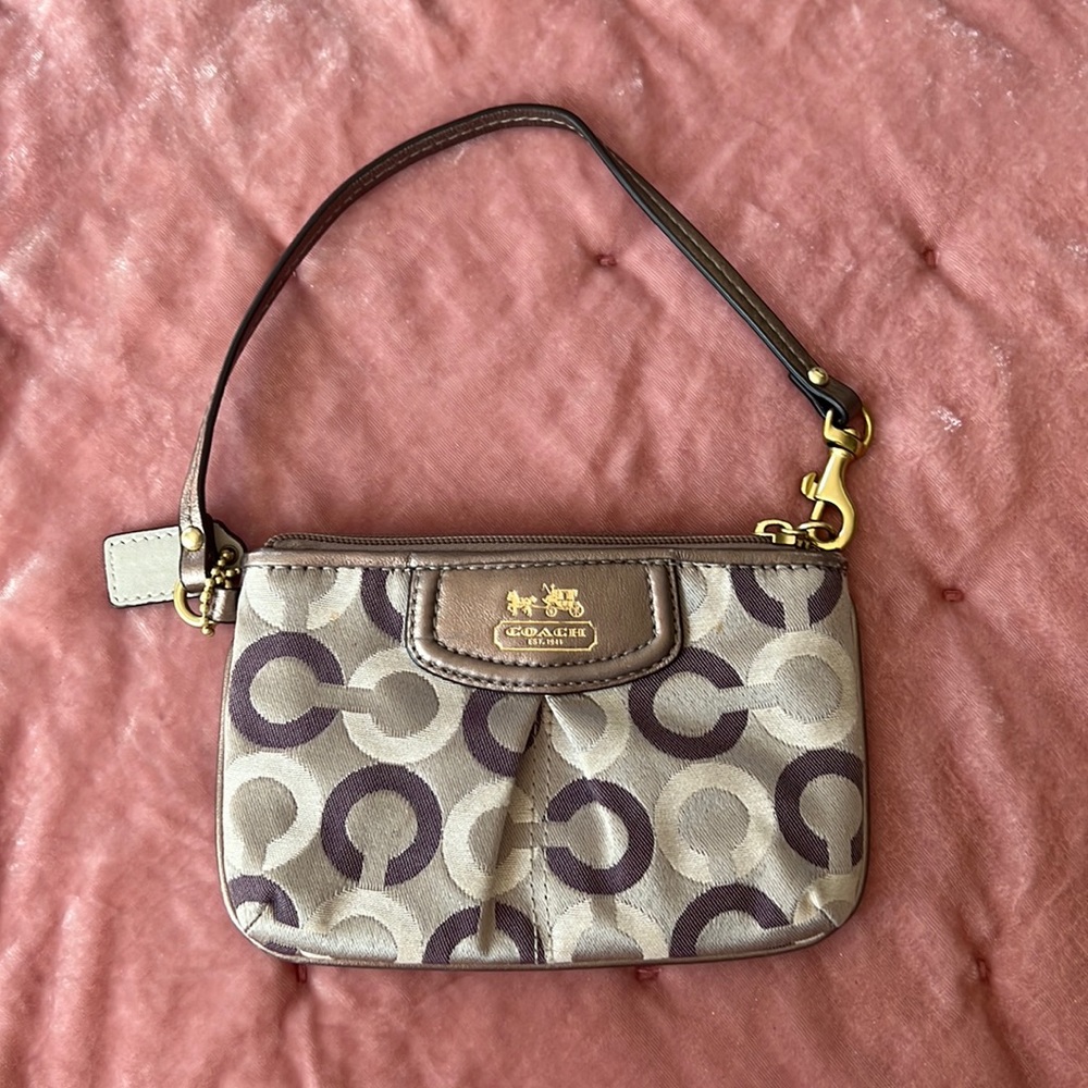 Coach wristlet clutch
